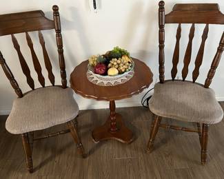 Extra dining chairs, round accent table, artificial fruit
