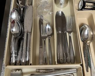 FLATWARE