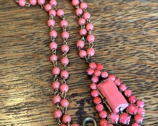 Vintage Czechoslovakia Glass Necklace 