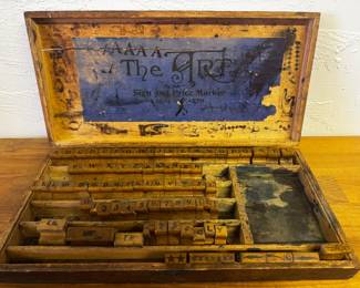 Old wooden stamp set - incomplete but with lots of great stamps