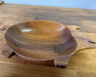Wooden pig bowl