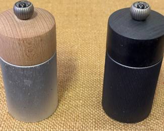 New looking Peugeot salt and pepper mills