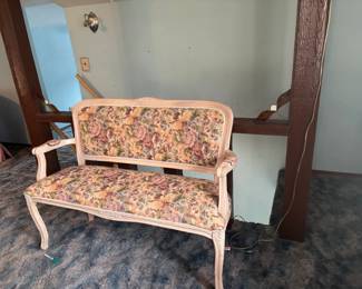 Pink flowered love seat bench