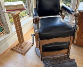 Antique Koken barber chair. ca. late 1800's early 1900's