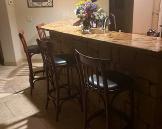 4 Bar Stools 