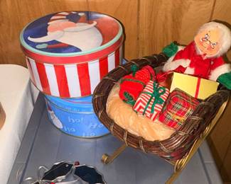 Annalee Mobilitee Doll Santa USA, Etc!