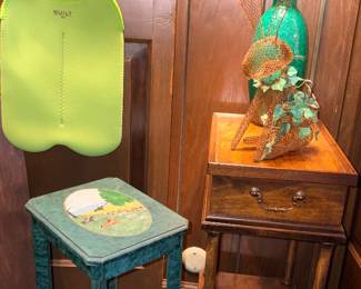 Heart & Hand Painted Table, Vtg Wooden Table Lamp