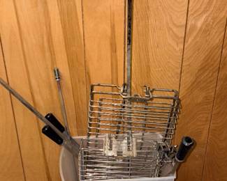 Rotisserie Grill w/Brevel Motor!