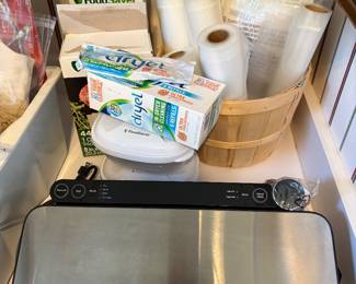 FoodSaver Food Preservation System  & Supplies 