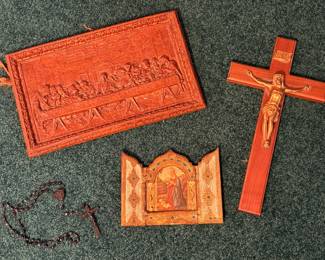 Hand Carved Wooden Relief Sculpture Da Vinci’s “The Last Supper", Vtg. Italian Florentine Triptych Icon Madonna Adoring the Christ Child, Rosary, & Crucifix