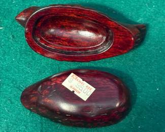 Vtg. Chinese Hand-Carved Wooden Rosewood Trinket Box Kwei Kee H-930410