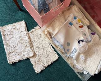 Stunning Vintage Linens!