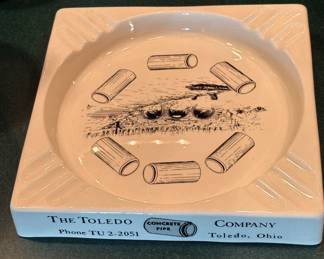 Vtg The Toledo Company Ash Tray!