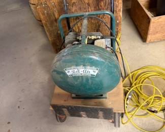 Gas powered air compressor $200