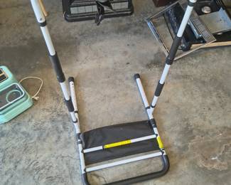 bed guard with feet for better stabilization only asking $15