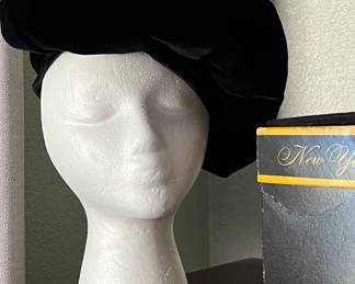 Velvet Beret