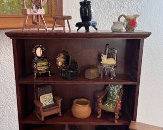 Miniature Dollhouse Furniture