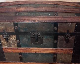 Vintage Trunk