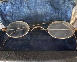 Vintage/Antique Specs in Original Case