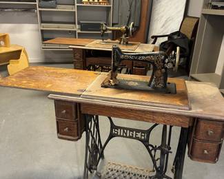 Singer Sewing Machine