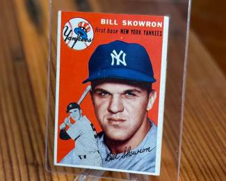 This lot features a 1954 Topps #239 Bill Skowron rookie baseball card. 