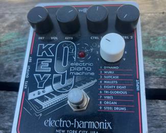 Electroharmonix Key 9 Guitar and Keyboard fx pedal emulator