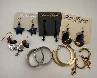Lot #23 Large Vintage Earring Lot β Silver Tone & Gold Tone Hoop Earrings, Star Earrings, Dangle Earrings, Fashion Jewelry Colle