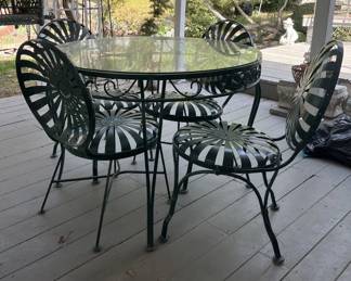 VINTAGE FRENCH METAL/GLASS TOP DINING SET