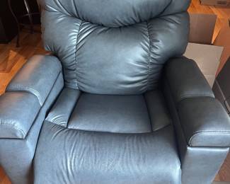 Golden Technologies Power Lift Chair- Brand NEW!