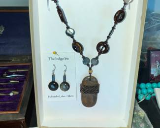 "THE INDIGO IRIS" NECKLACE & EARRINGS