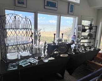 WONDERFUL GLASSWARE & FORMAL PIECES