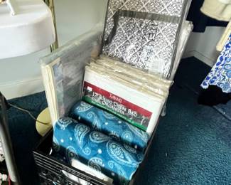 NEW DRESS BAGS AND CLOTHING STORAGE