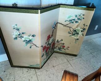 ASIAN SCREEN