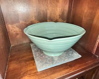 LARGE "SIMON PEARCE" CELADON POTTERY BOWL