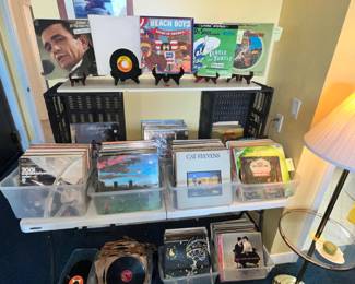 LOTS OF VINTAGE ALBUMS