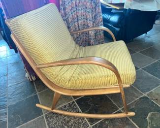 VINTAGE MID-CENTURY BENTWOOD ROCKER