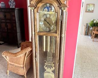 PEARL GRANDFATHER PRESENTATION CLOCK FROM TEXAS A&M