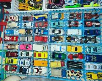 MATCHBOX, HOT WHEELS AND MORE