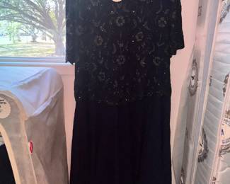 VINTAGE "CARINA" PARTY DRESS