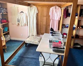 ANOTHER QUEEN MODERN CANOPY BED