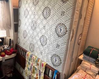 KING SIZE CHIROPRACTIC MATTRESS