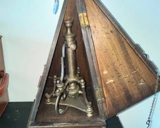 RARE - ANTIQUE PHILIP CARPENTER BRASS MICROSCOPE, EARLY 1800'S