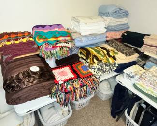 BLANKETS AND AFGANS