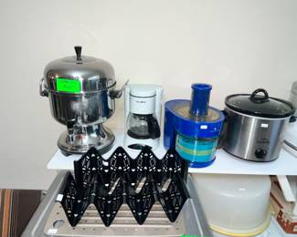 COFFEE URN & SMALL APPLIANCES