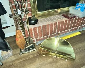 FIREPLACE ACCESSORIES