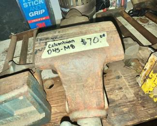 VINTAGE COLUMBIAN D45 JAW VICE