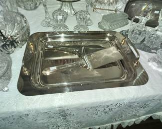 MEAT SERVING TRAY w/ UTENSILS