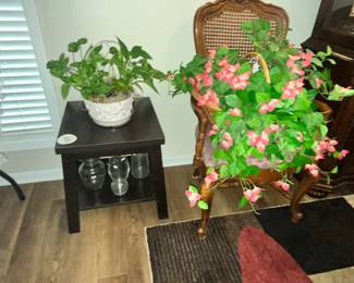 A PAIR OF THESE END TABLES