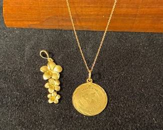 14K 1990 Seattle Goodwill Games Pendant Necklace And Plumeria Pendant