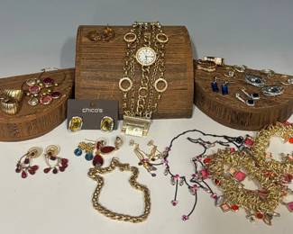 Chicos Fashion Watch Gold Tone Bracelets And Earrings